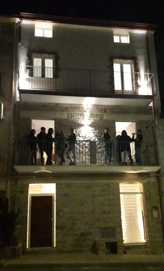 La Casa Dei Panorami Di Colobraro Exterior foto